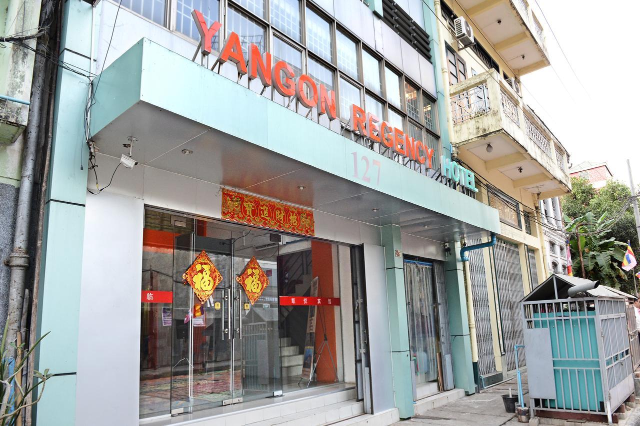 Yangon Regency Hotel Exterior photo